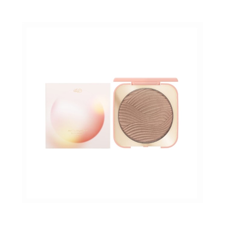Освітлювальний бронзер Lovro Afterlight Glow Bronzer для обличчя та тіла /02/ Sunkissed Tan 16 г